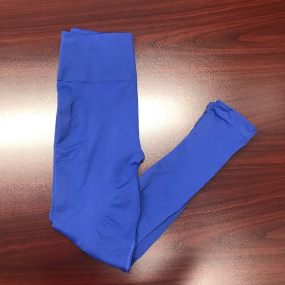 lululemon athletica Pants - Lululemon Zone In Crops